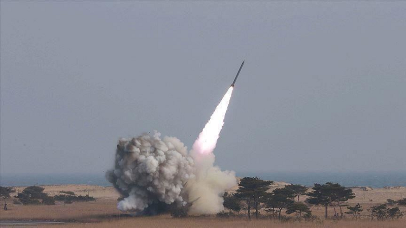 Houthis target bulk carrier, US destroyers in Red Sea