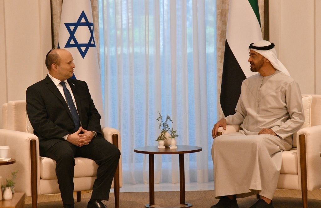 Israel PM meets crown prince on historic UAE visit