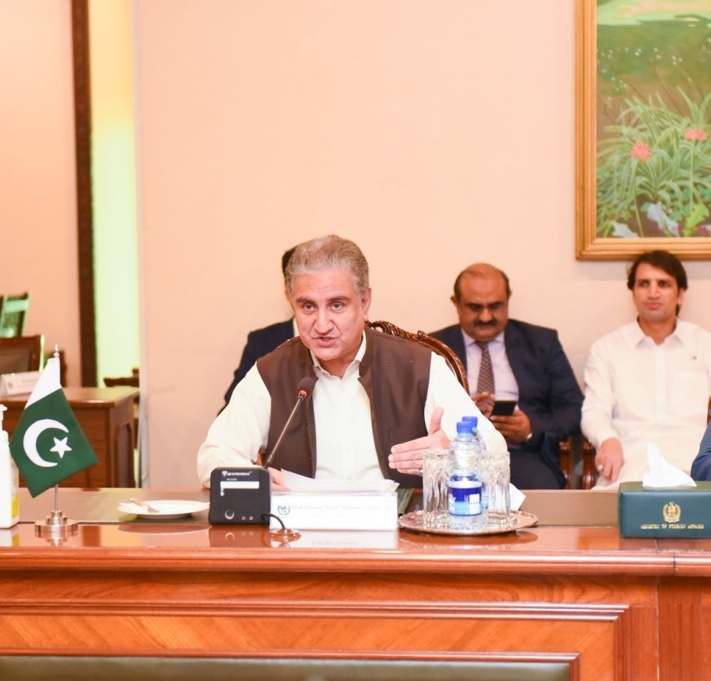Pakistan's foreign policy must respond to changing trends: Qureshi