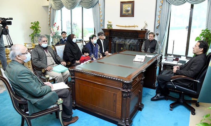 PM meets Mudassar Naaru's family, orders complete report on his whereabouts