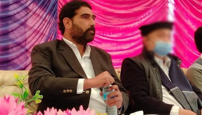 Local PTI leader booked for slapping policeman
