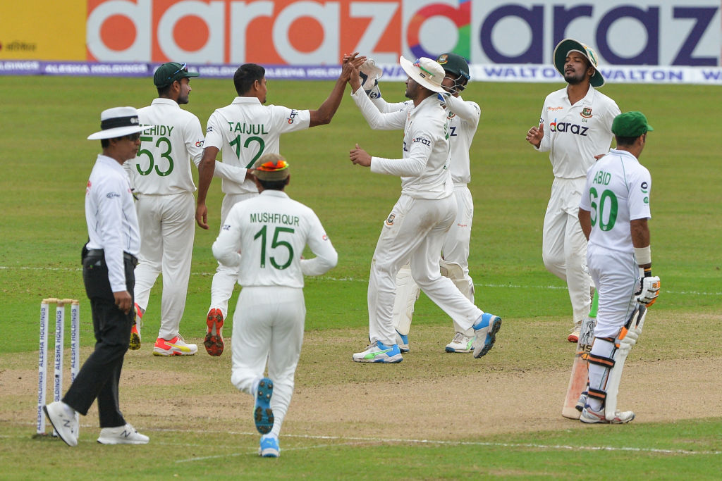DHAKA: Pakistan 161/2 as bad light forces early stumps on day one
