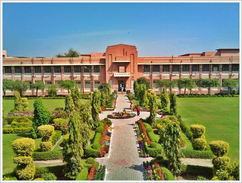 Punjab chief secretary visits hospitals