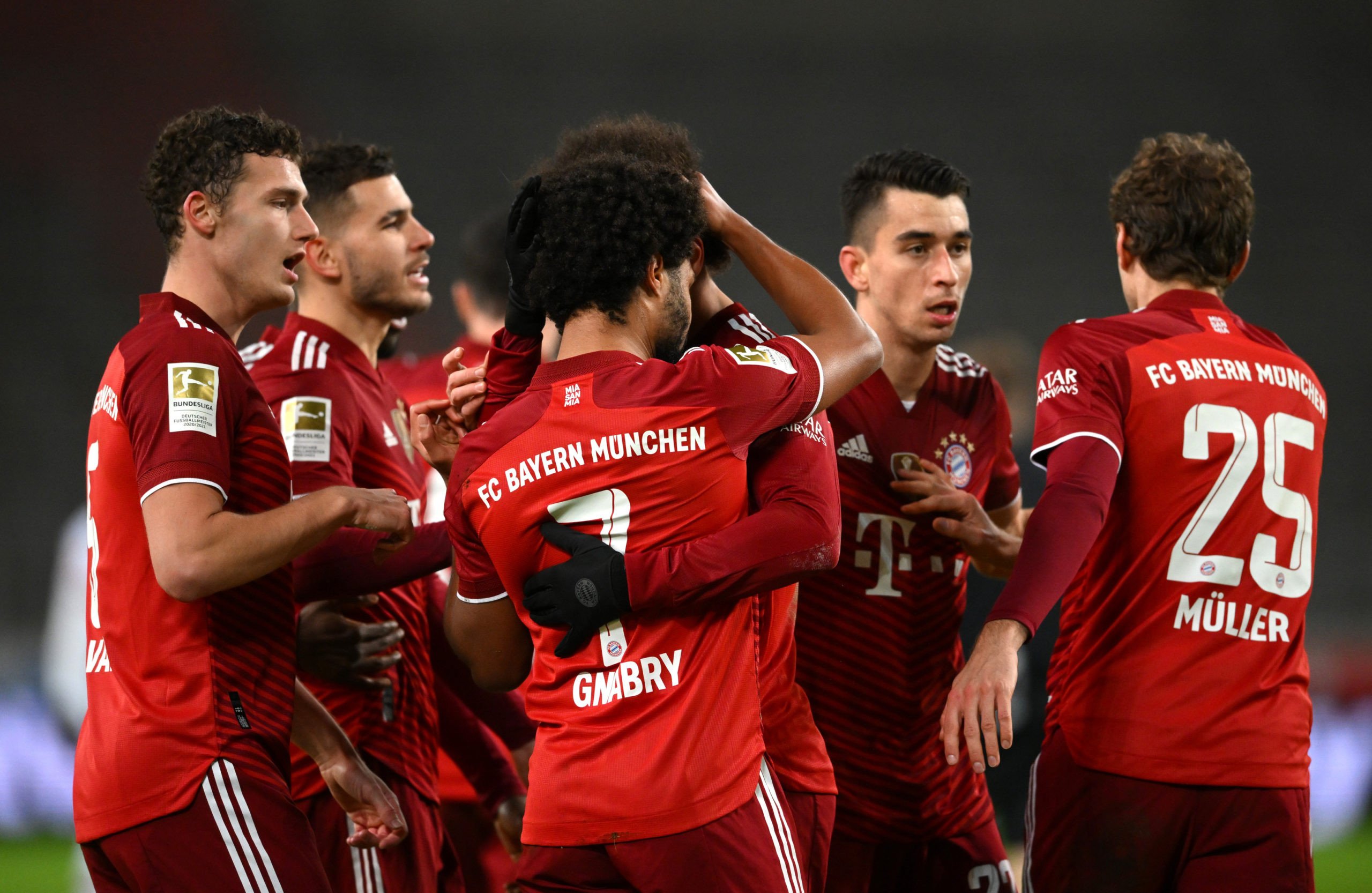Gnabry hat-trick sees Bayern go nine points clear