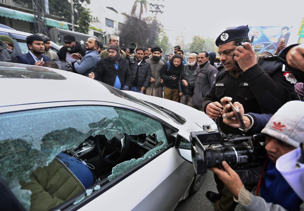 Four arrested in murder of Lahore reporter