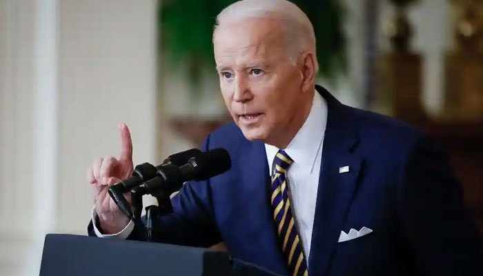Biden caught insulting Fox News journalist