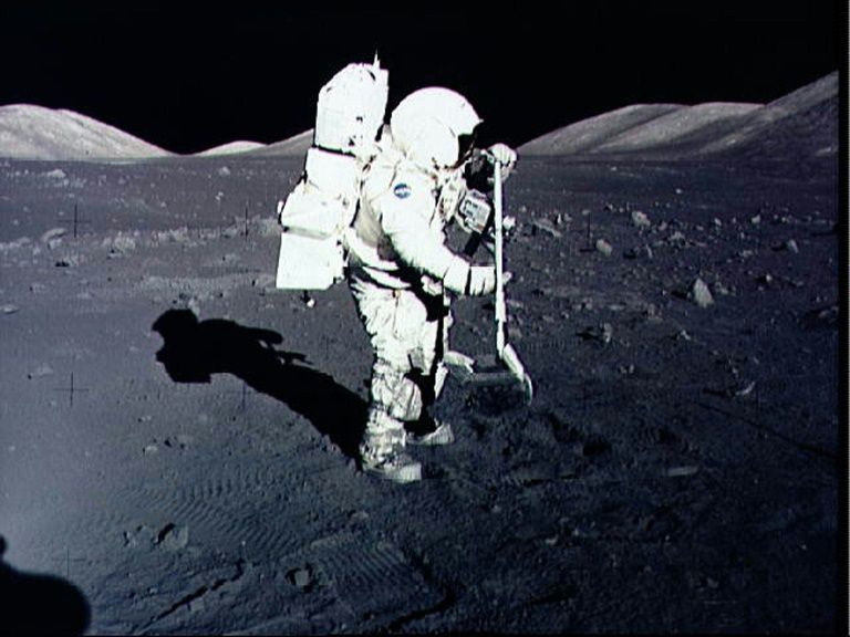 Japan launches 'Moon Sniper' mission
