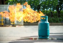 Gas leak explosion injures six family members in Lahore