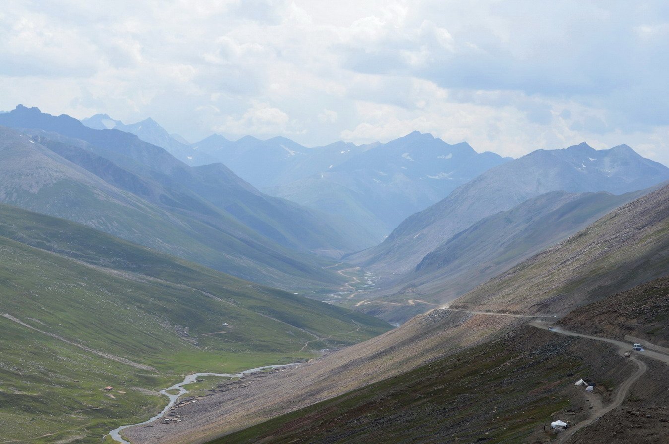 Tourists' entry banned in Kaghan Valley too