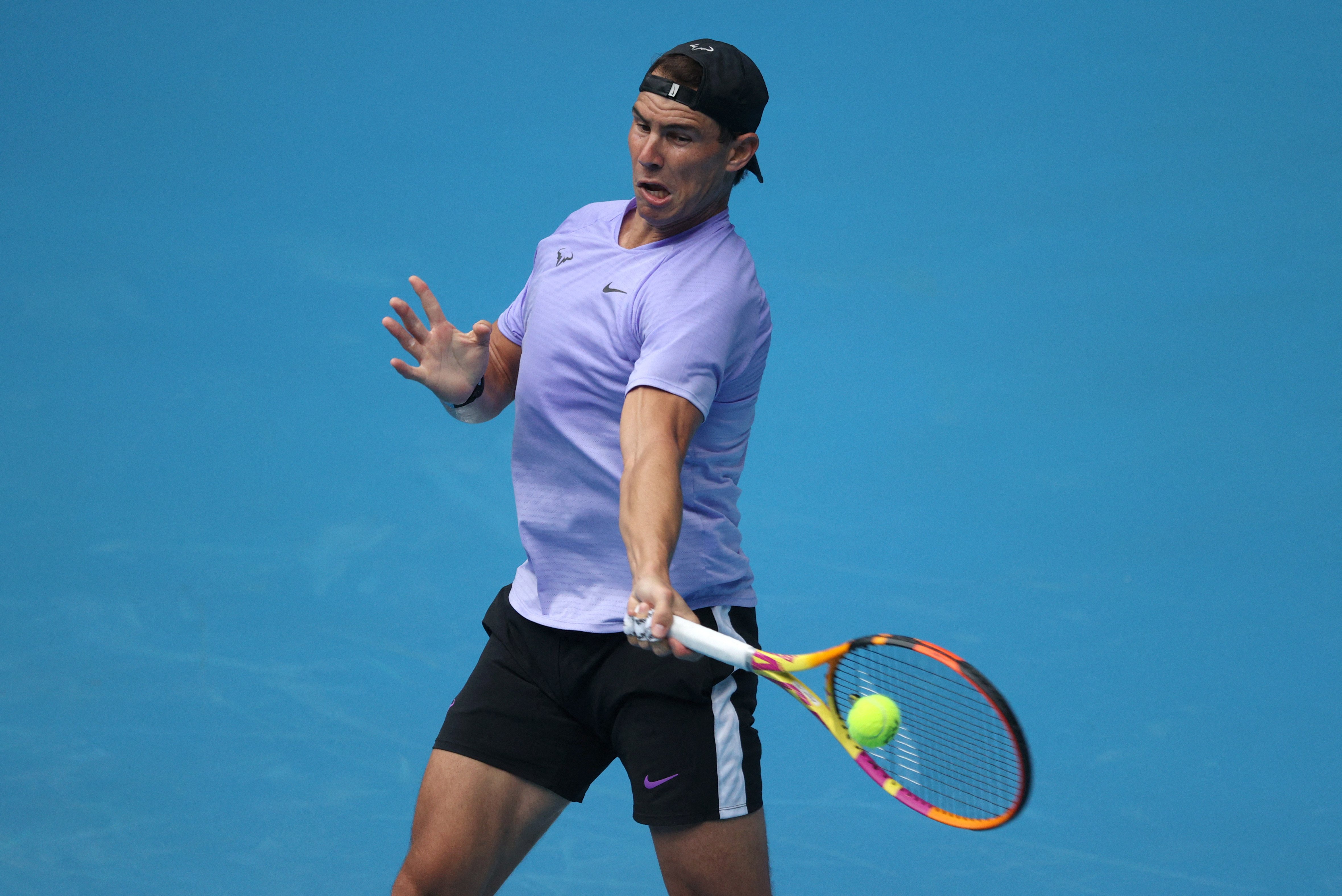 Nadal makes winning return in Melbourne