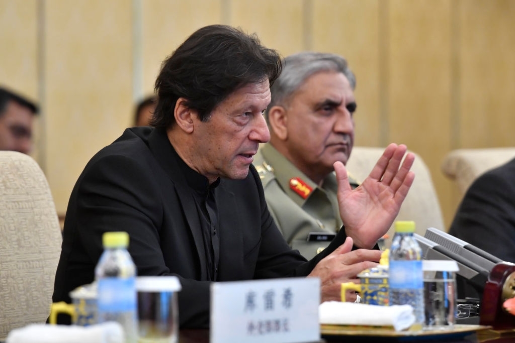 Imran proposes limited extension in COAS Gen Bajwa's tenure