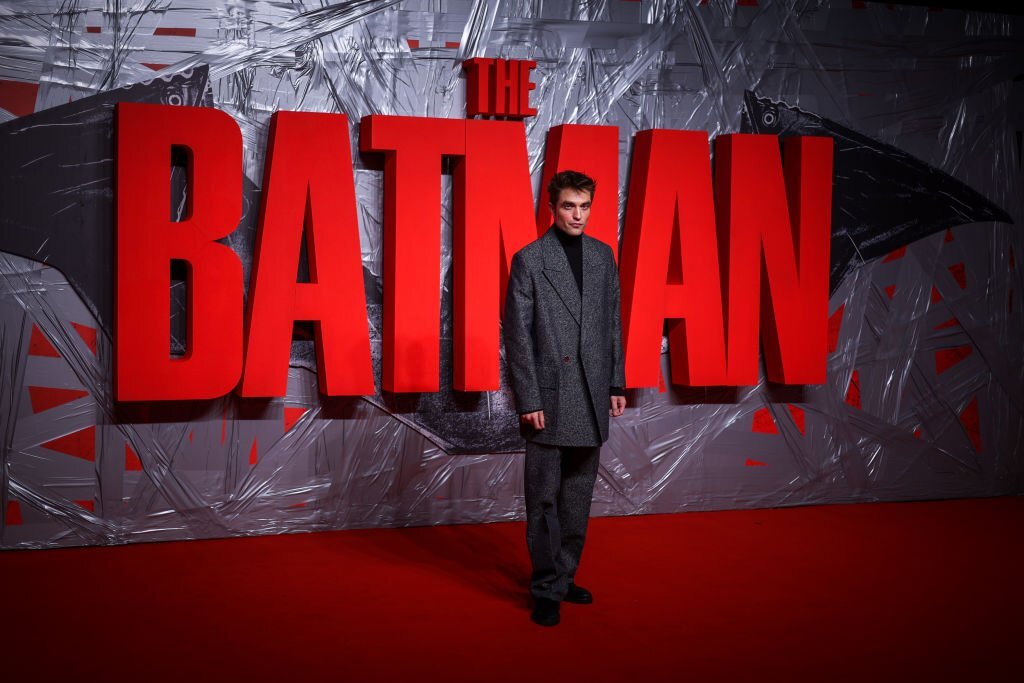 Pattinson suits up for macabre new 'Batman'