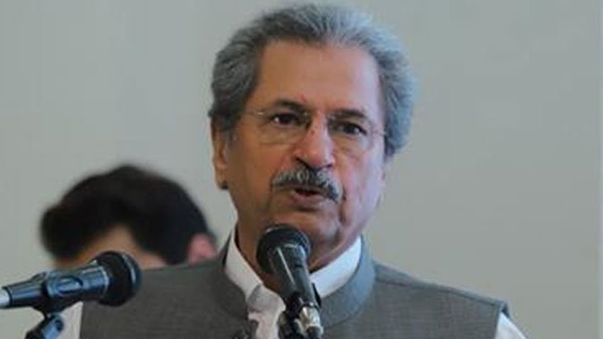 Shafqat inaugurates school meal programme in Islamabad schools