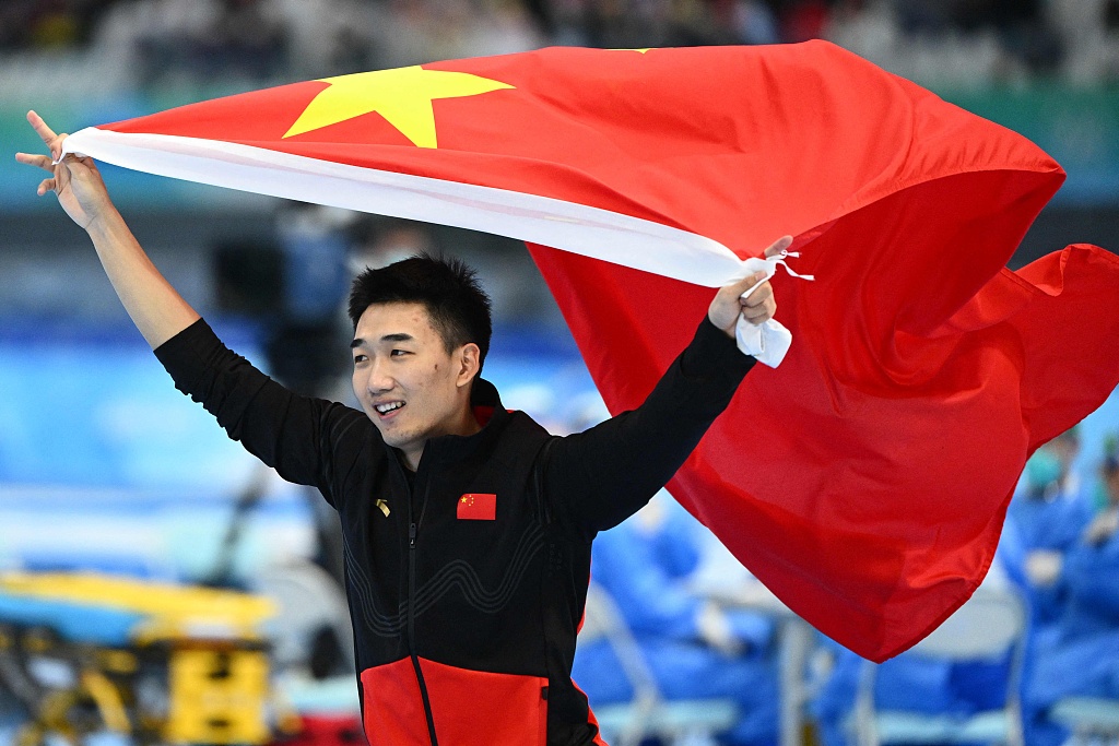 Gao Tingyu breaks Olympic record en route to gold in men's 500m