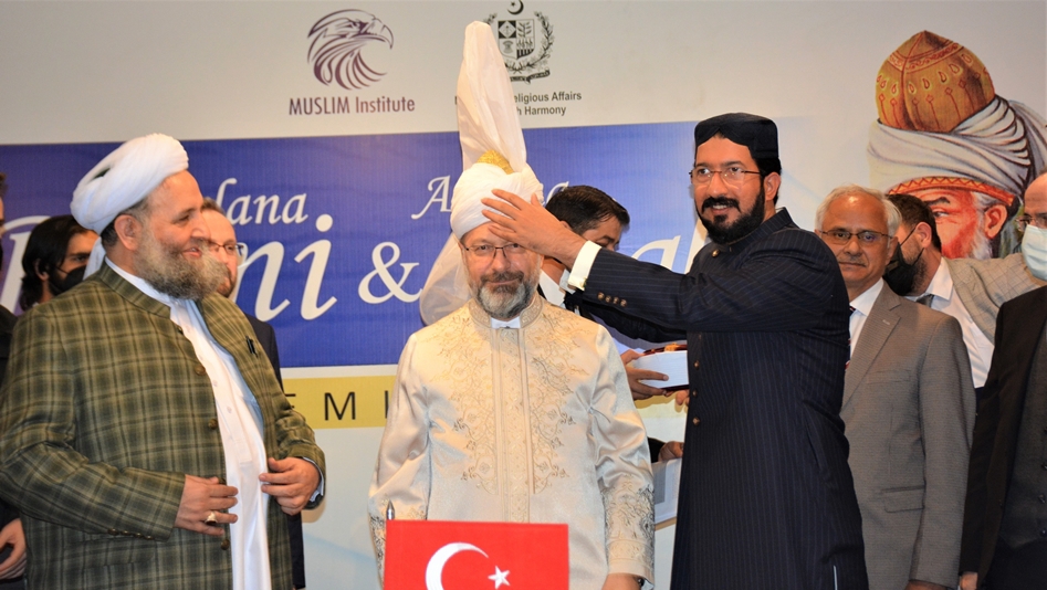 'Pakistan, Turkey must work together to combat Islamophobia'
