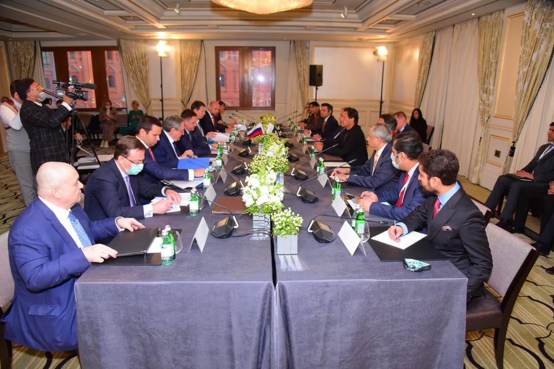 Pakistan, Russia discuss economic ties, energy cooperation