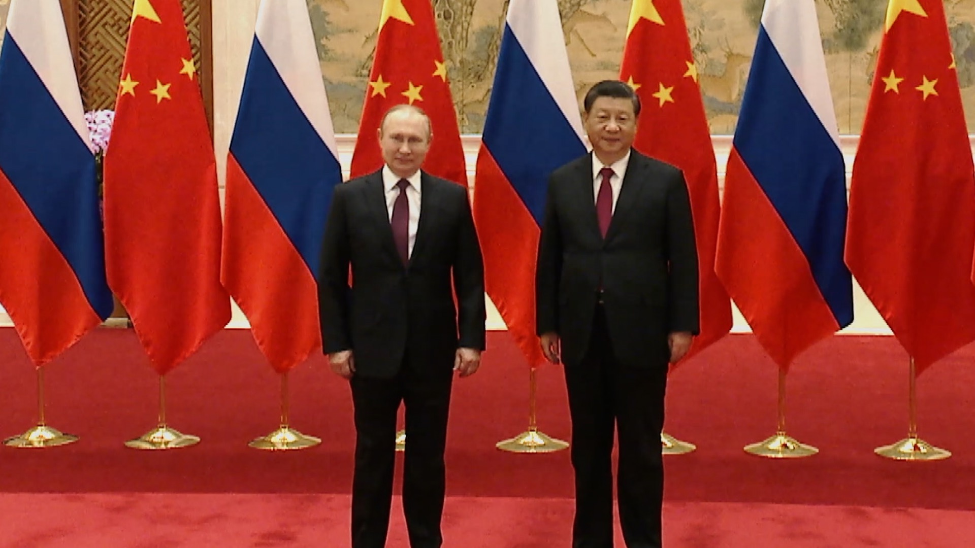 China, Russia vow to turn mutual trust into cooperation in various fields