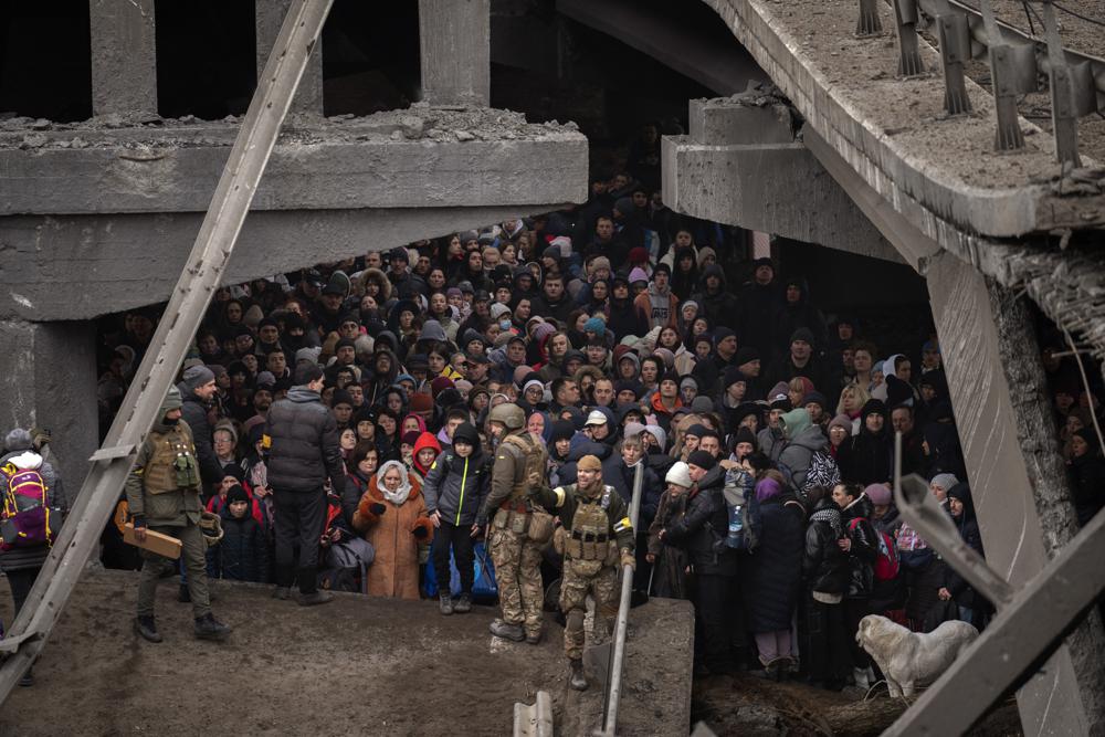 Limited Russian cease-fire revived in Ukraine; talks planned
