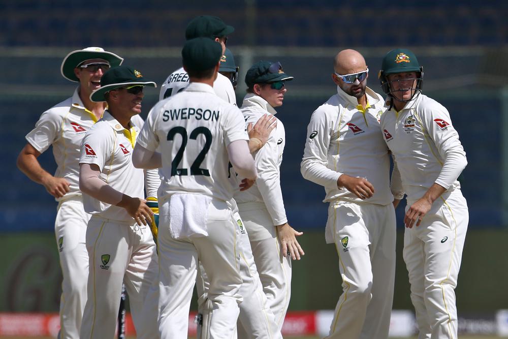 Pakistan labours to 18-1 after Australia sets huge target
