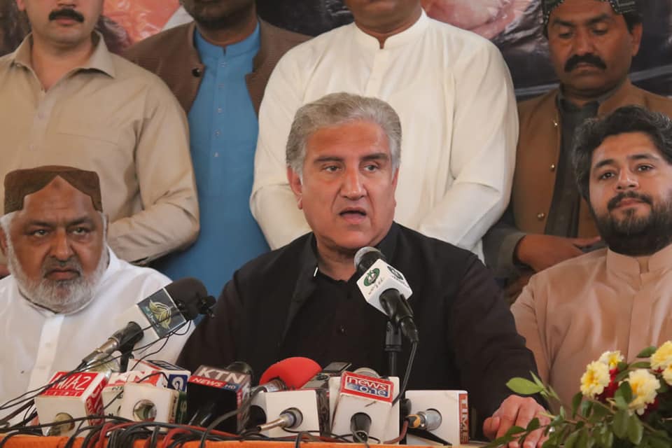 Arrangements in full swing to welcome anti-PPP marchers in Karachi