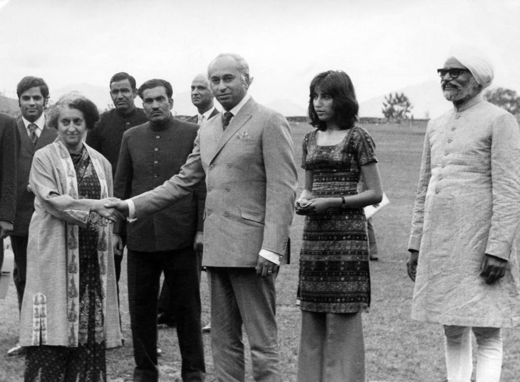 UK historian seeks international mediation in Kashmir under Simla pact