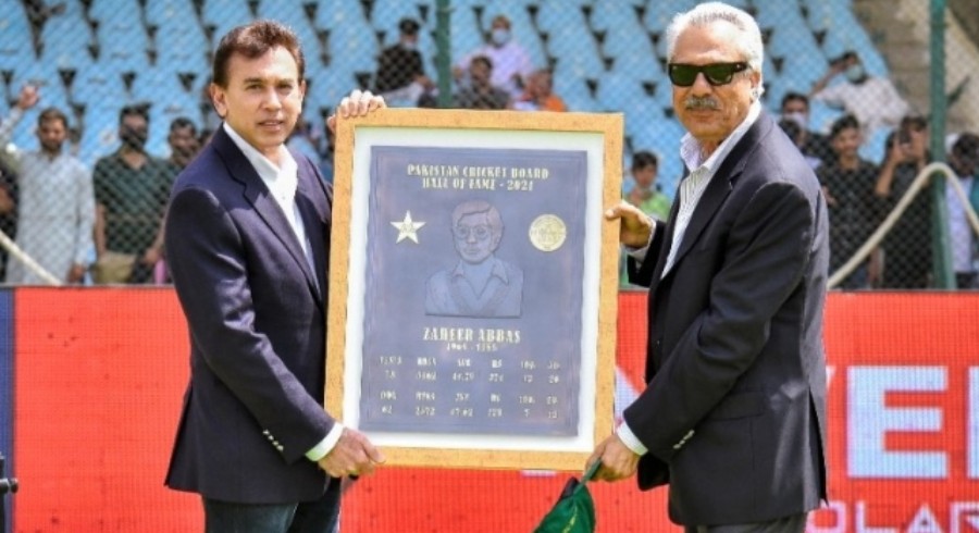 Zaheer Abbas inducted into the PCB Hall of Fame