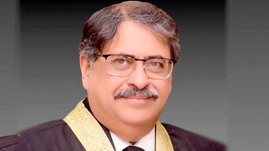 'Don't downplay seriousness of terrorism charges,' IHC CJ tells govt in terror case against Imran Khan