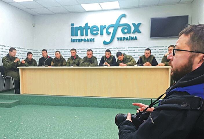 Ukraine parades captured Russian soldiers for cameras