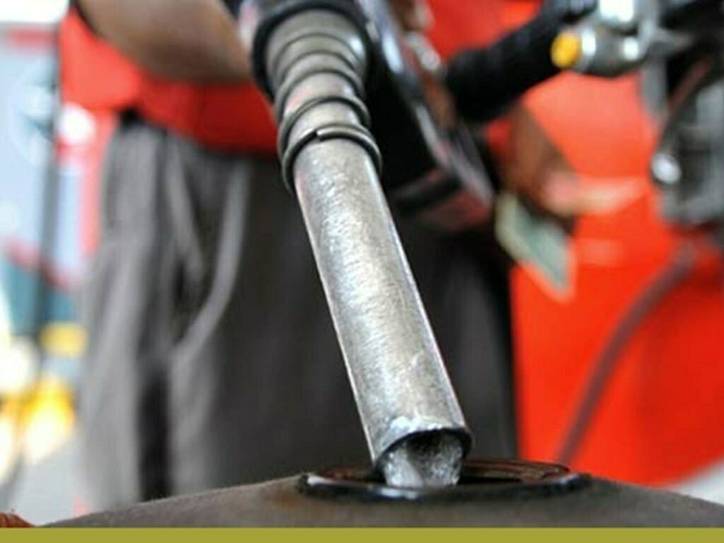 Govt decides to keep prices of petroleum products unchanged