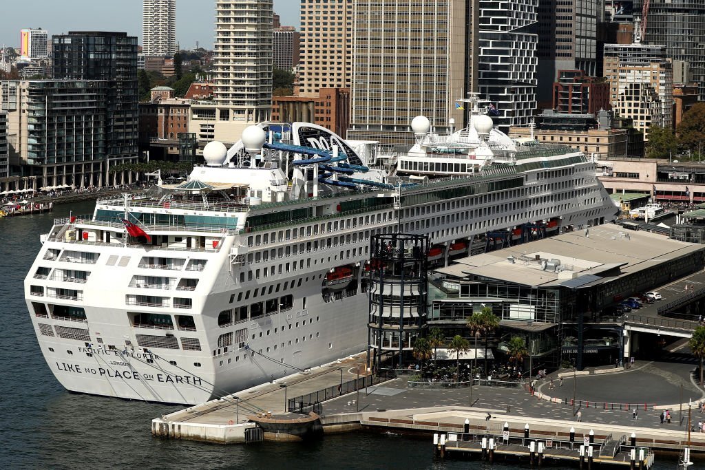 Cruise ships return to Australia after two-year Covid ban