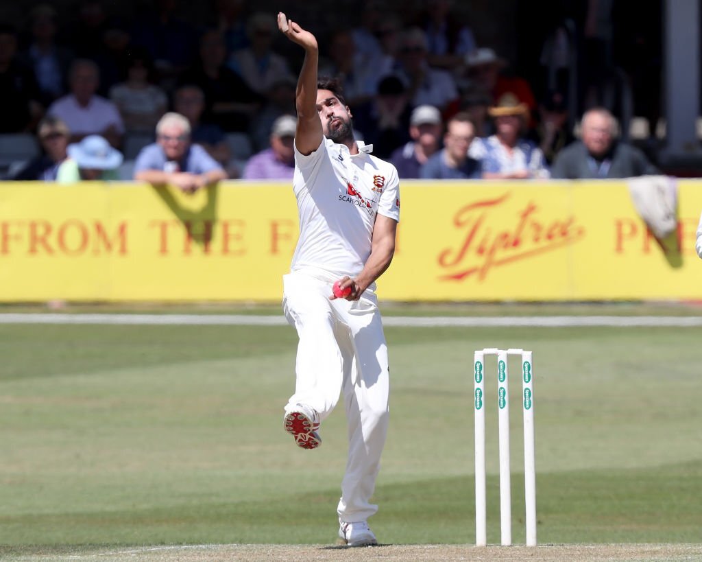Paceman Mohammad Amir signs for Gloucestershire
