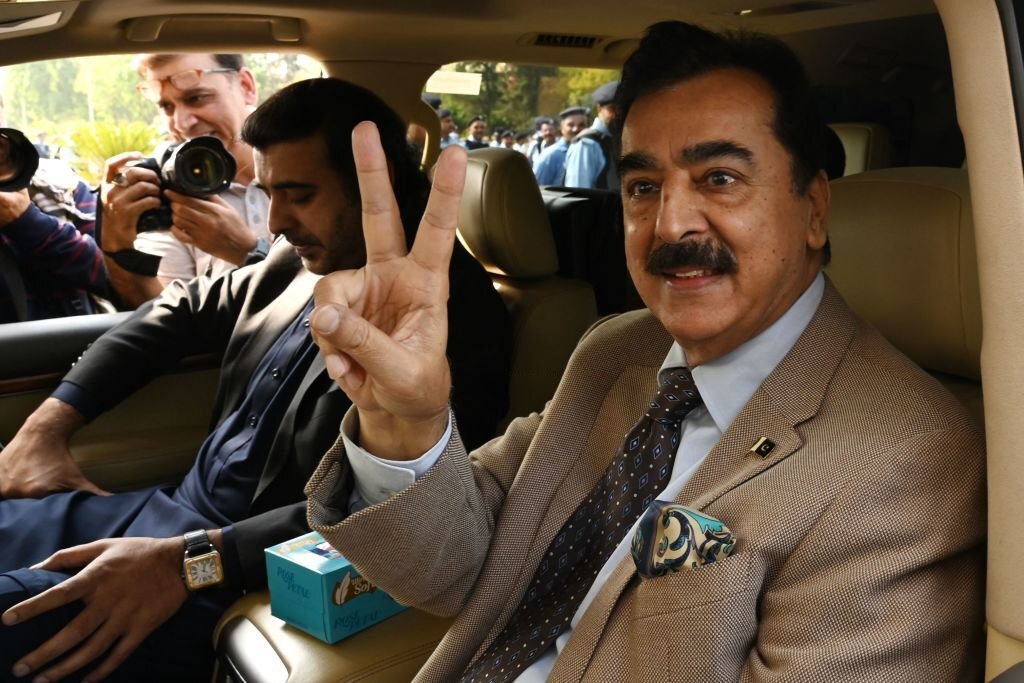 ECP dismisses PTI petition to disqualify Gillani over horse-trading