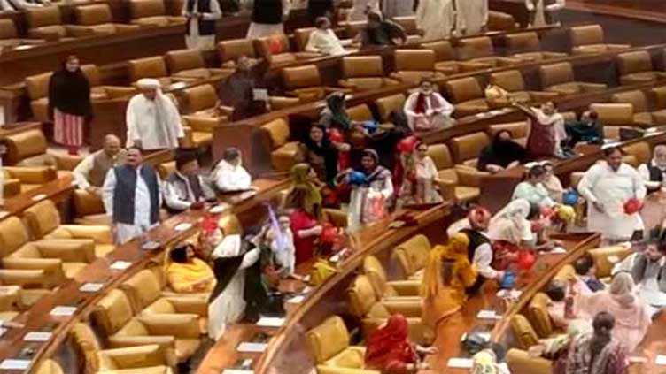 Police to arrest lawmakers involved in Punjab Assembly ruckus within 24 hours
