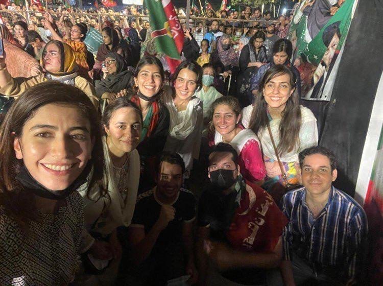 Pakistani celebrities light up the streets for Imran Khan