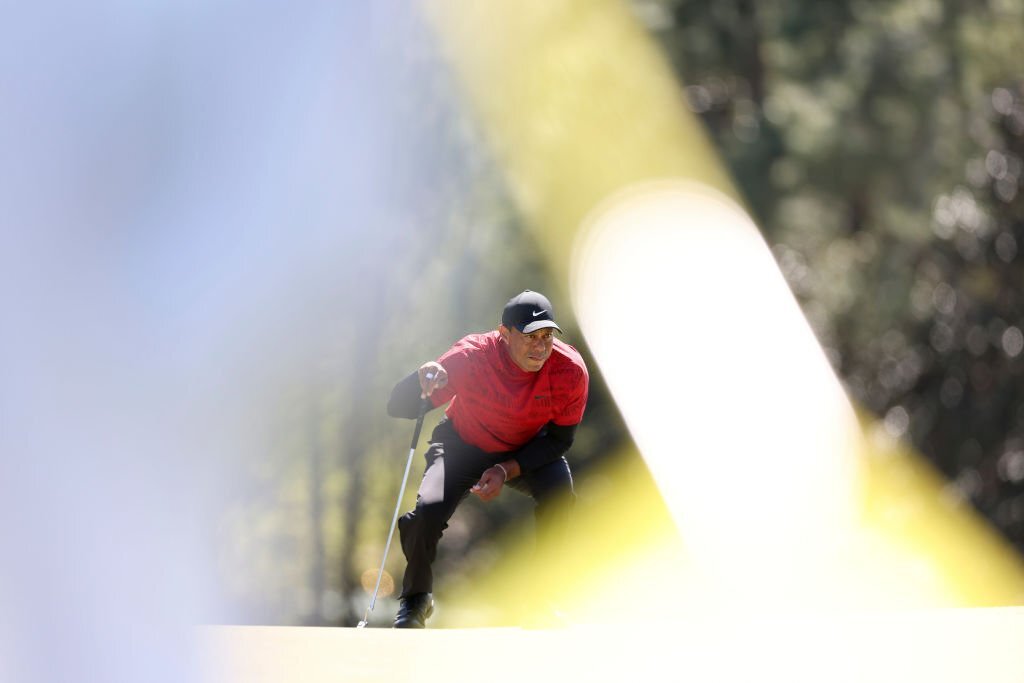 Tiger continues comeback from severe leg injuries at PGA