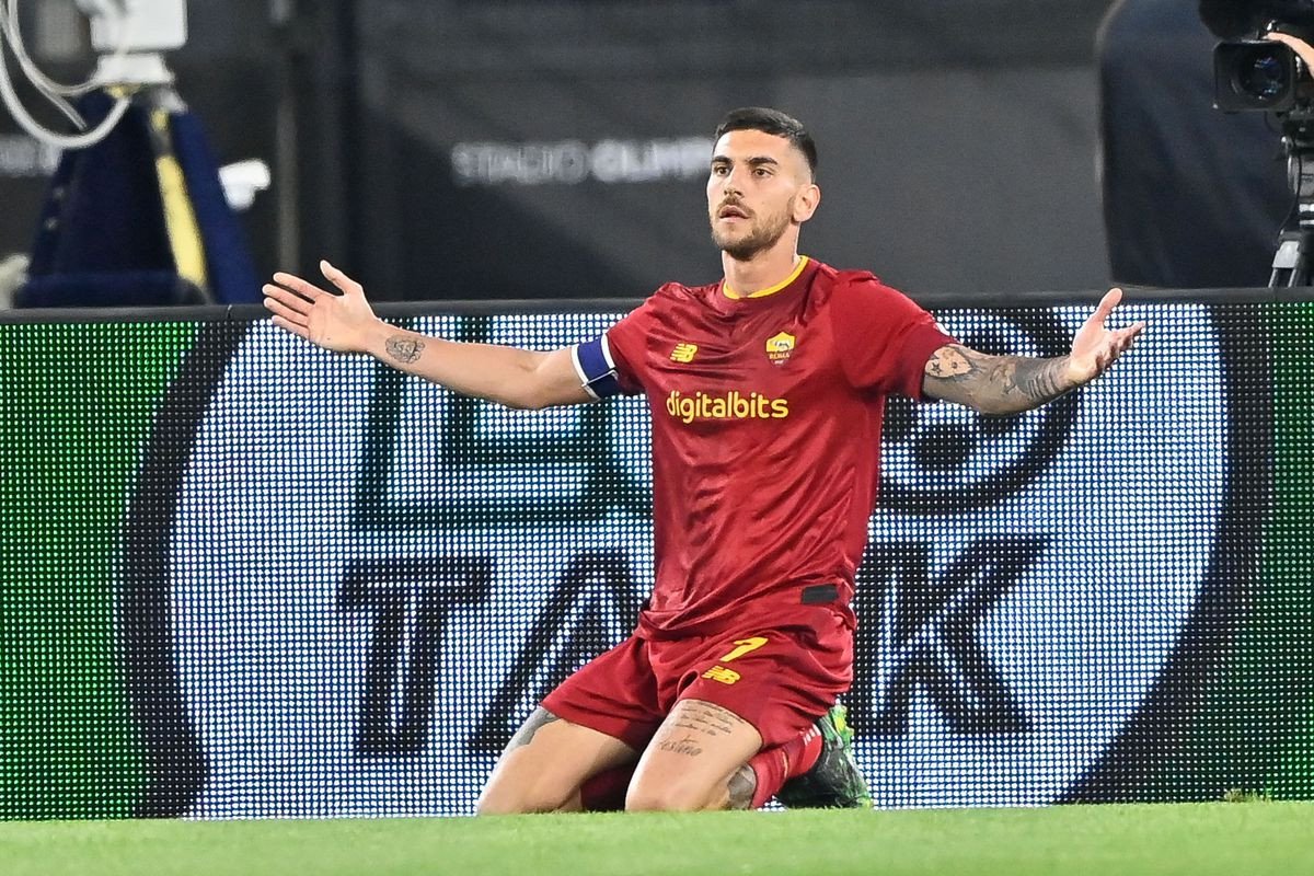 Venezia dent Roma's European hopes