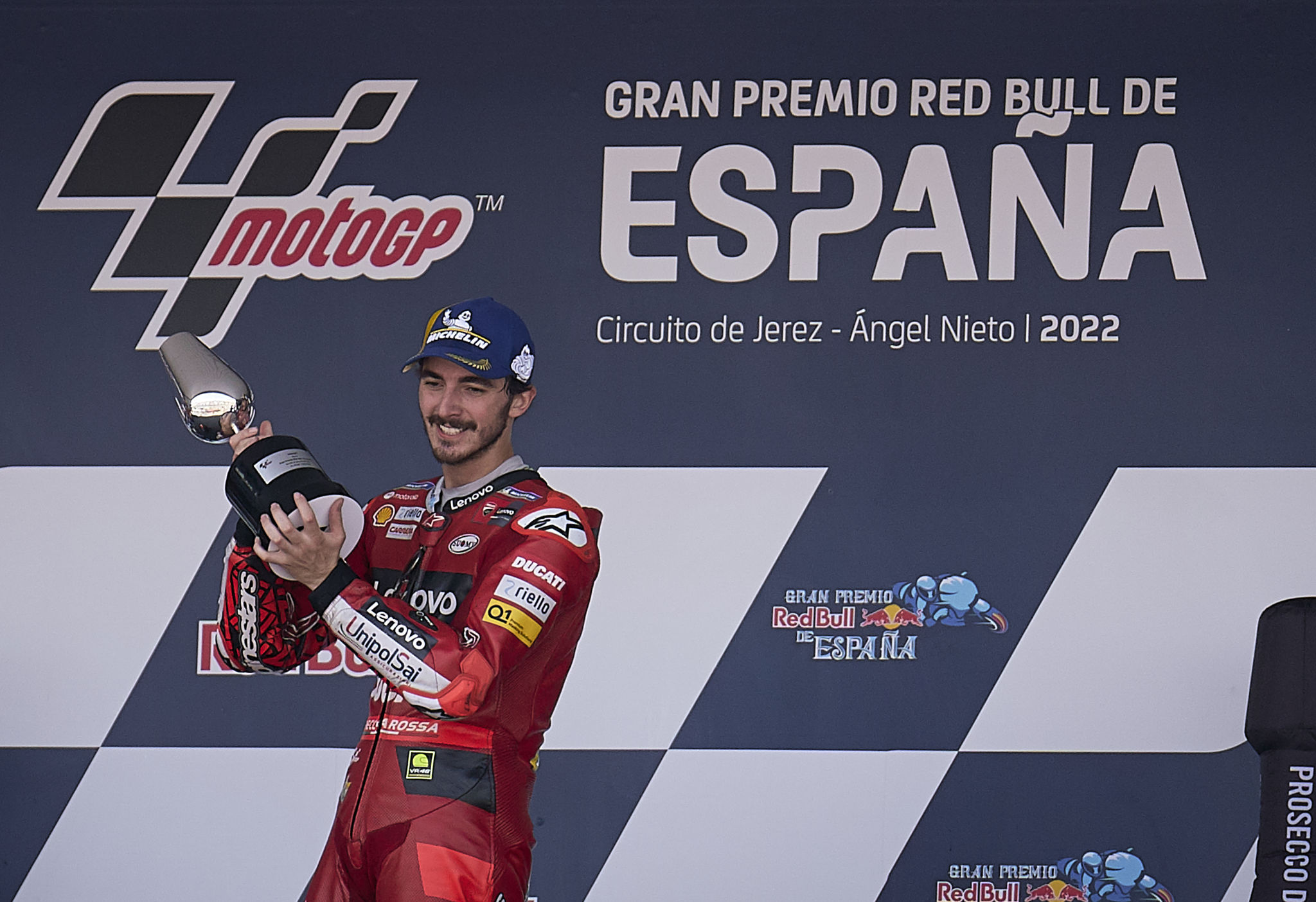 Bagnaia holds off Quartararo to win Spanish MotoGP