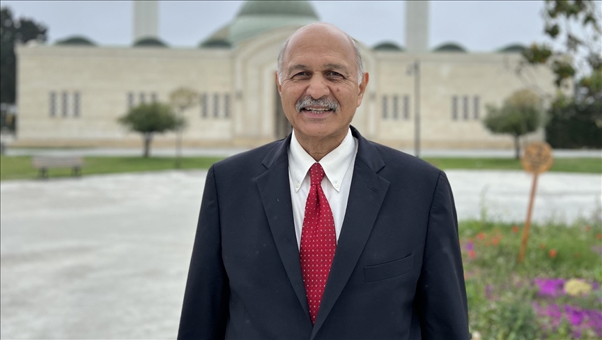 Policies of 'Muslim middle powers' can no longer be dictated by West: Mushahid