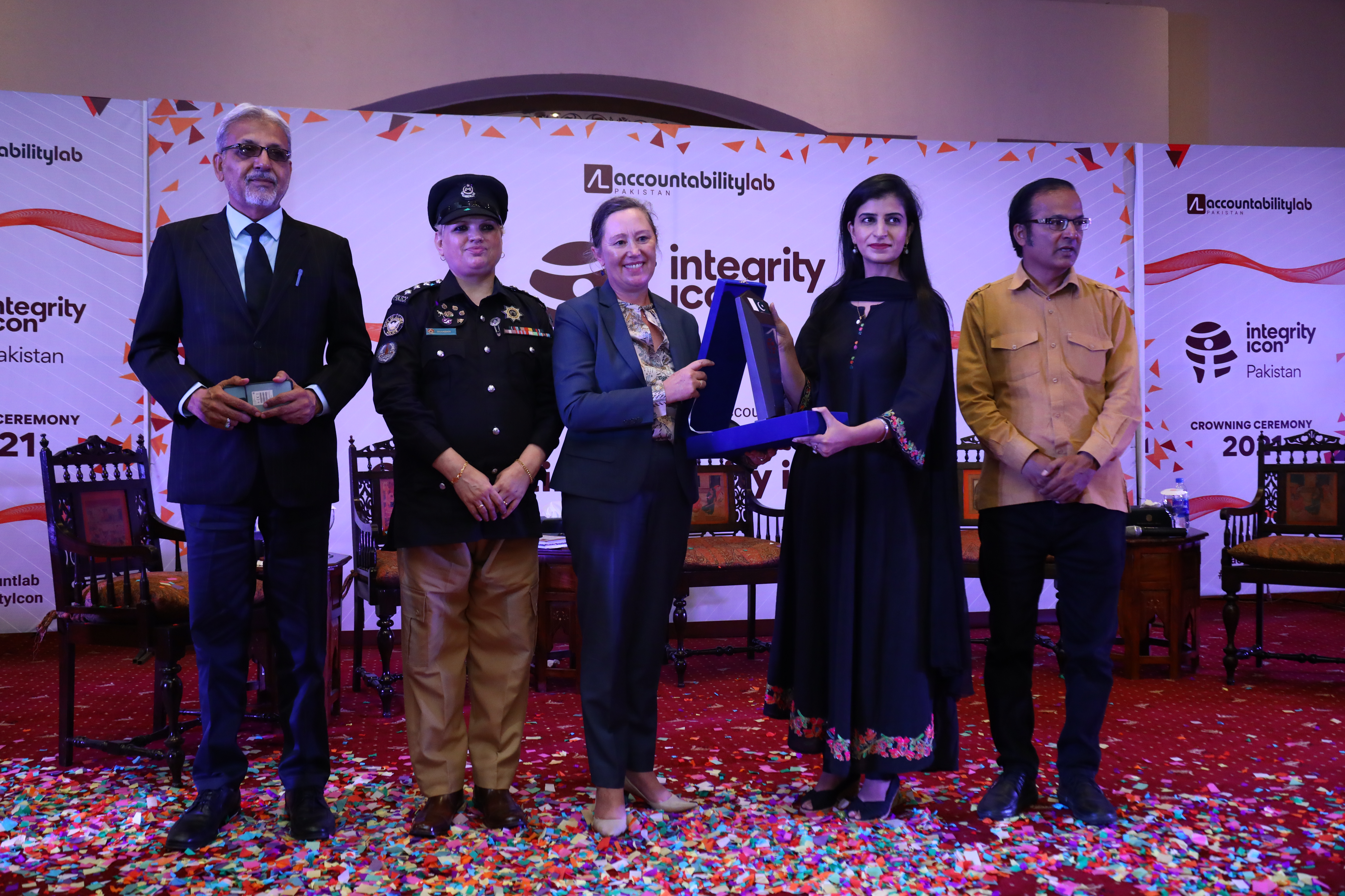 Integrity Icon Pakistan: 5 govt officials win 'Most Honest' officers' award