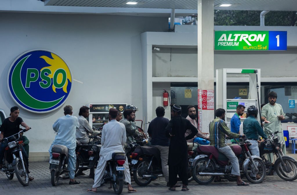 Govt warns of possible fuel shortage, urges nationwide conservation