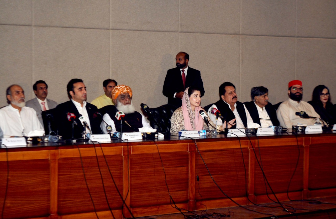 Government to judiciary: 'bench fixing' is a crime like match fixing is