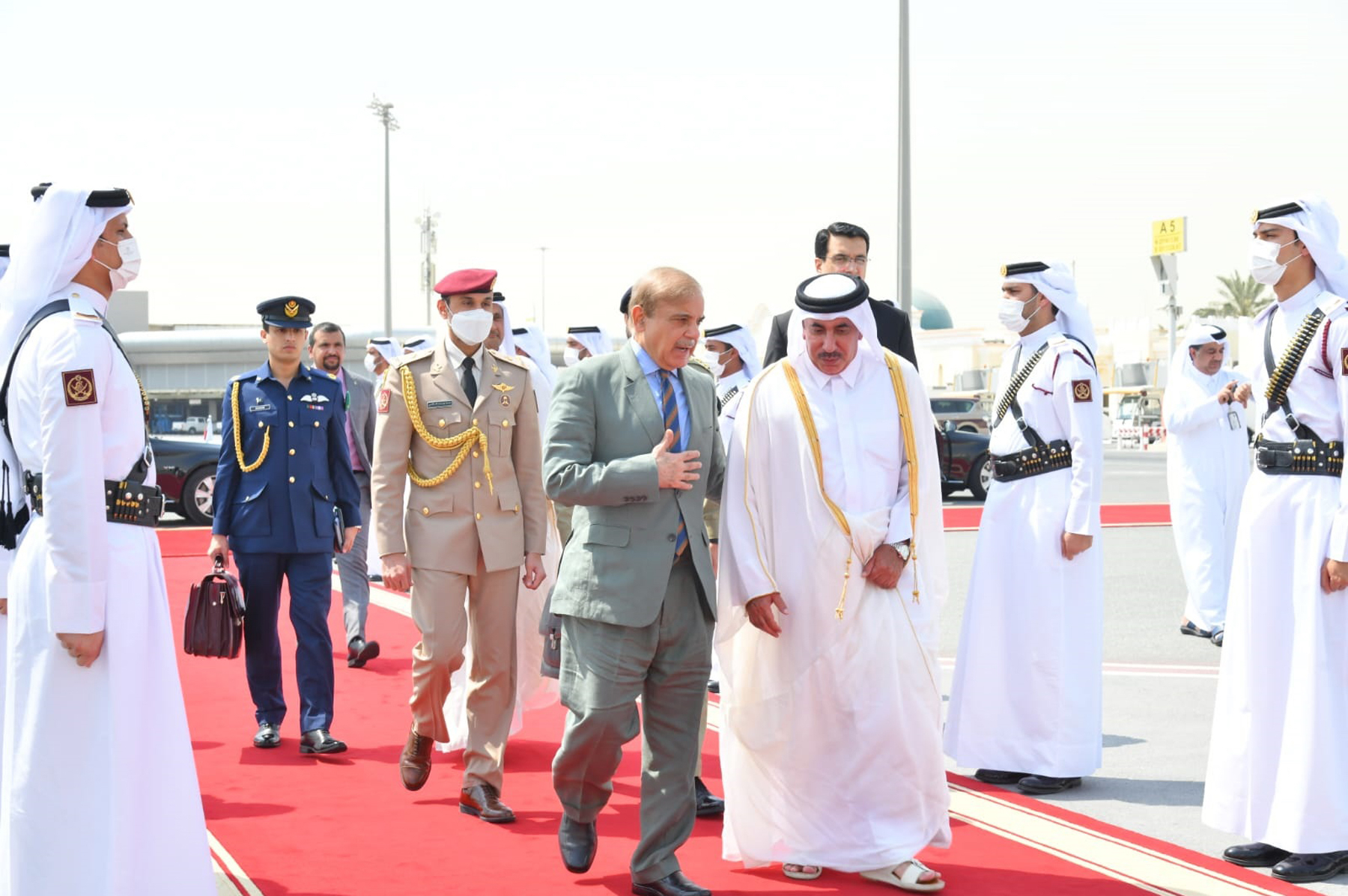 Pakistan, Qatar have clear a future vision of future: PM