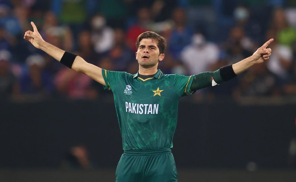 Shaheen Afridi out of Asia Cup, England T20s with knee injury