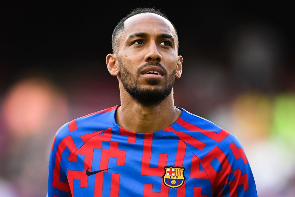 Aubameyang assaulted in armed robbery at his home in Barcelona