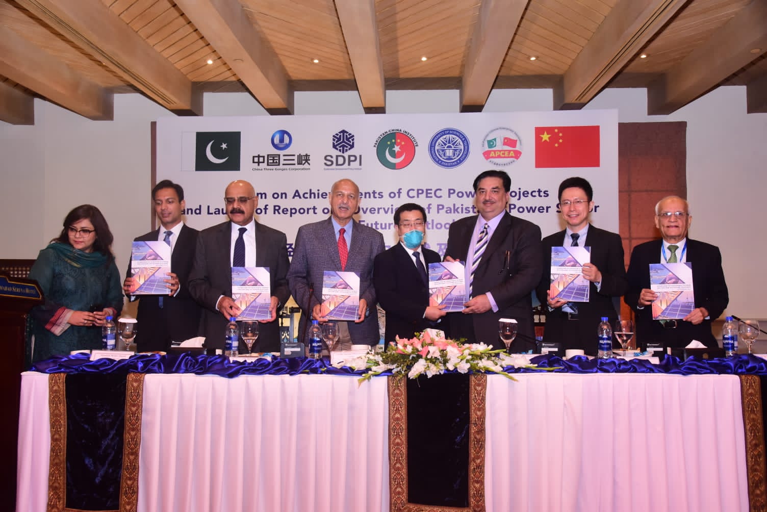 Khurram Dastgir thanks China for mitigating Pakistan’s power issues through CPEC