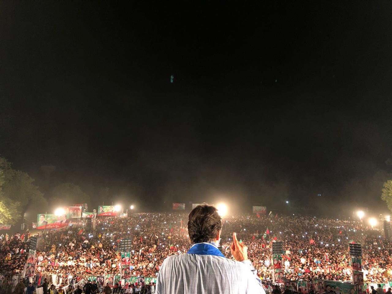 Pakistan has no future if corrupt clique continues to rule: Imran Khan