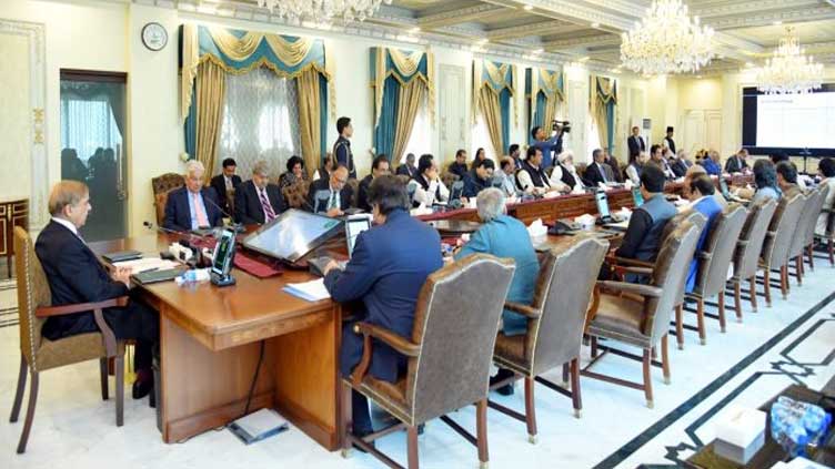 PM urges cabinet members to enhance efforts to help flood-hit people