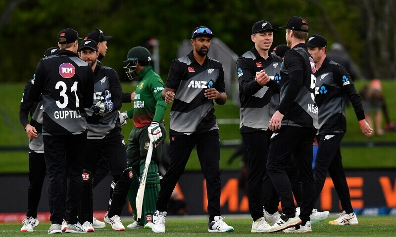 Phillips shines as New Zealand dash Bangladesh’s hope for final