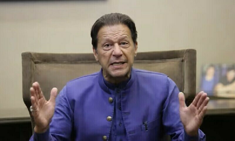 Imran Khan directs supporters to call off protest, prepare for long march