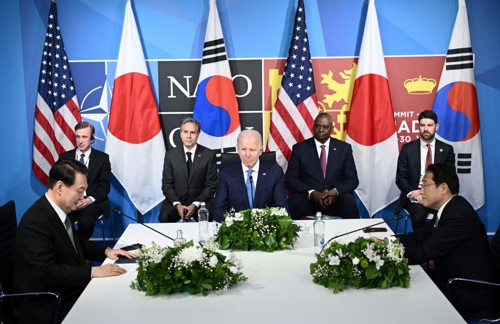 Biden seeks N. Korea strategy in talks with Japan, S. Korea